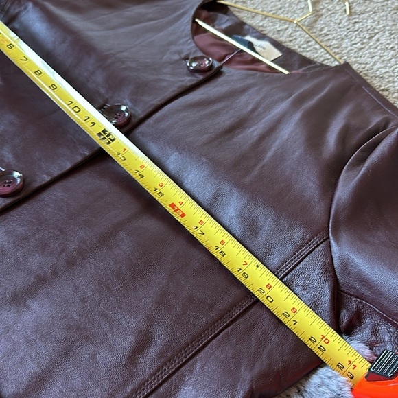 Neiman Marcus 4 button long leather Burgundy wine button two pocket jacket XL - Picture 7 of 17